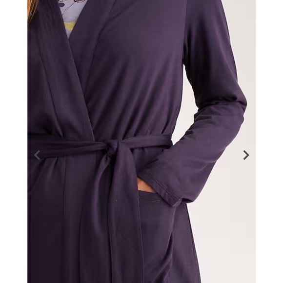 Sleep Ultrasoft Patch Pocket Robe - Picture 12 of 16